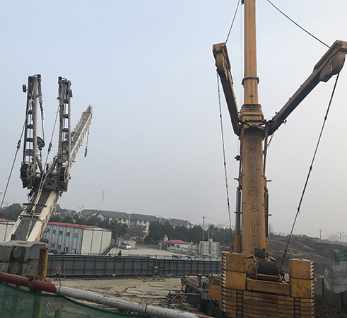  Crane rental