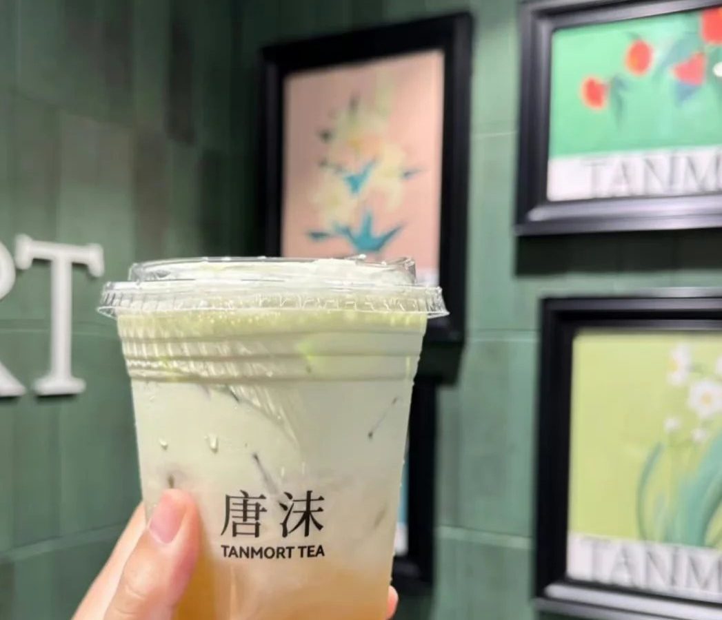 五个区四维度对比矩阵 · 场所示意